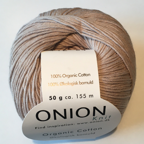 Onion cutton, sand